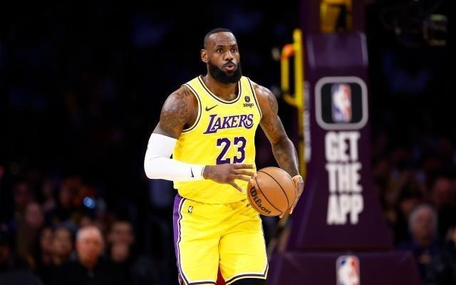 时光老人追上詹姆斯41岁的他交出了怎样的答卷