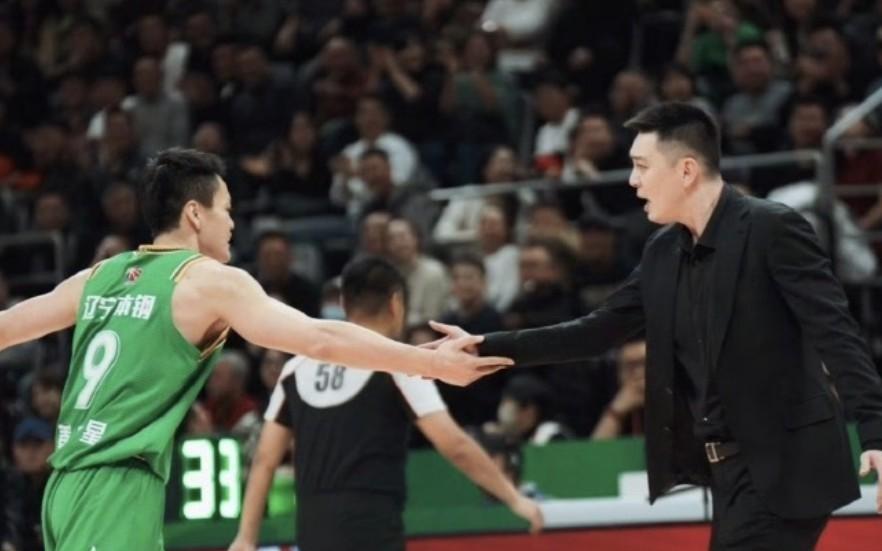 杨鸣：希望球队能延续前两场的斗志，今天要全力冲击北京队