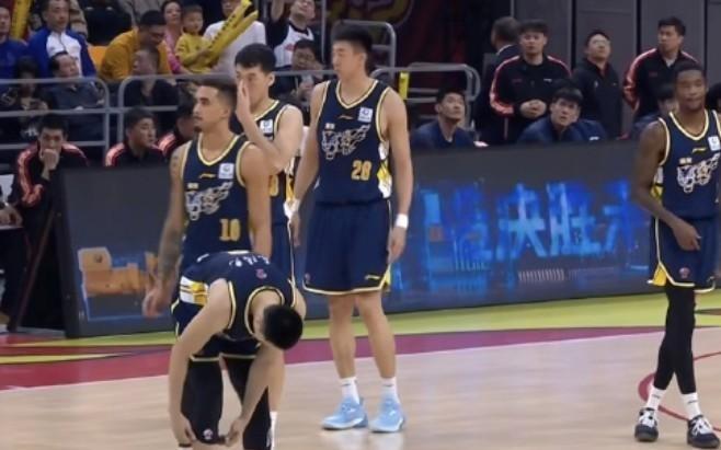 主场40分惨败上海，广东宏远创队史第三大输球分差