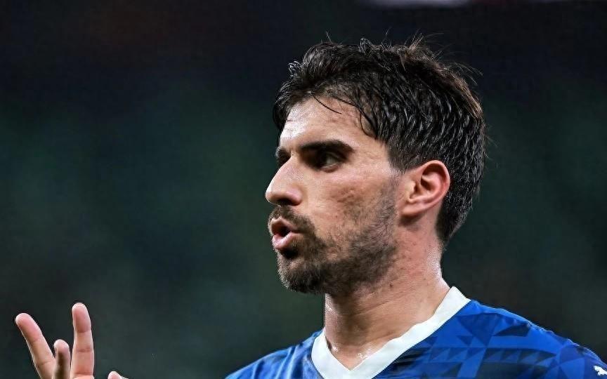 曼联计划引进沙特联赛中的葡萄牙中场球星