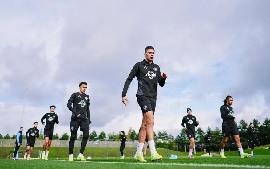 备战英联杯，罗德里已回归曼城合练