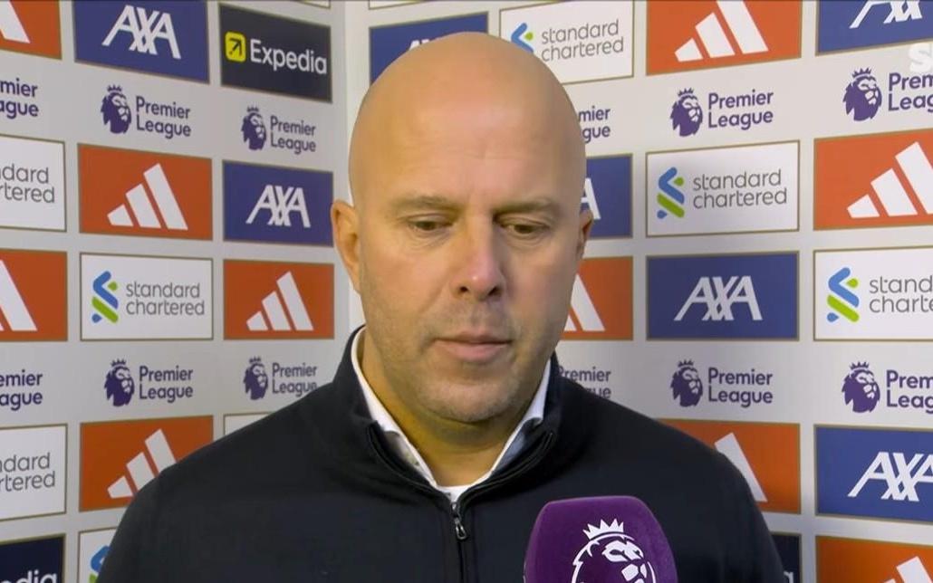 斯洛特：主场03输球不符合我们的标准，我对此承担全部责任