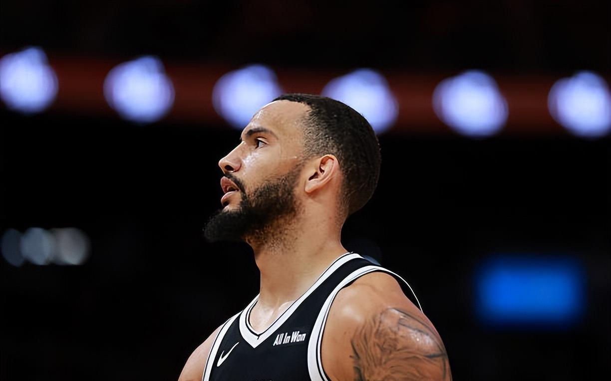 太搞笑了！篮网不但不练首轮秀而且还给NBA边缘人大量出场时间