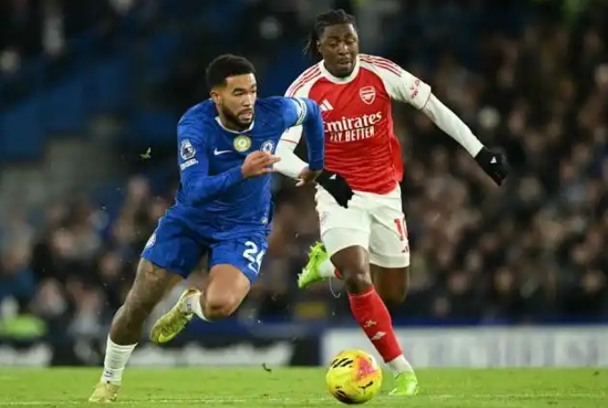 切尔西11憾平阿森纳，里斯詹姆斯中场对决意外称王