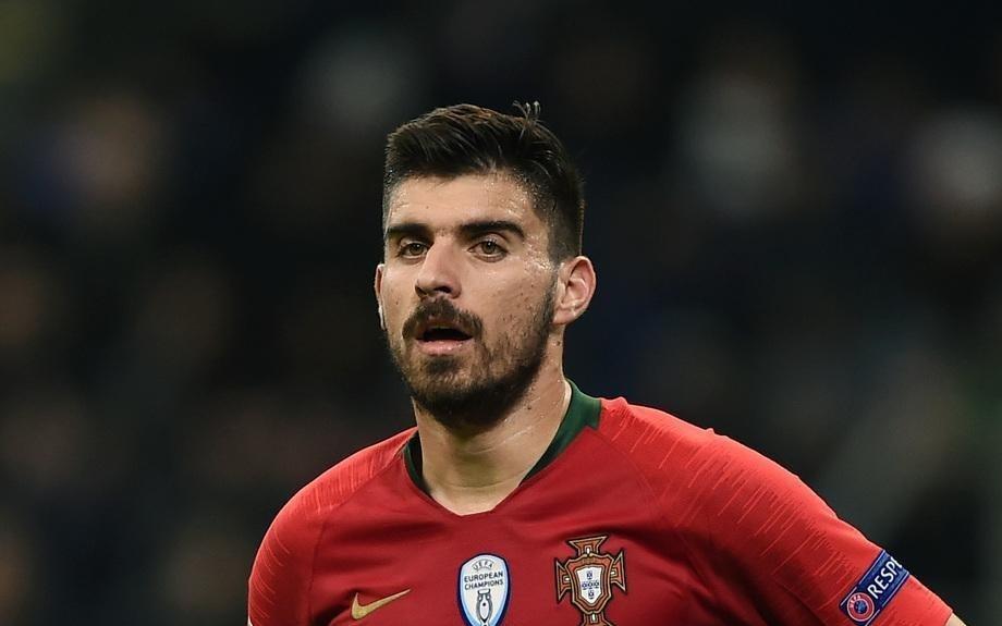 泰晤士：鲁本内维斯有意冬窗重返英超，纽卡和曼联在关注他