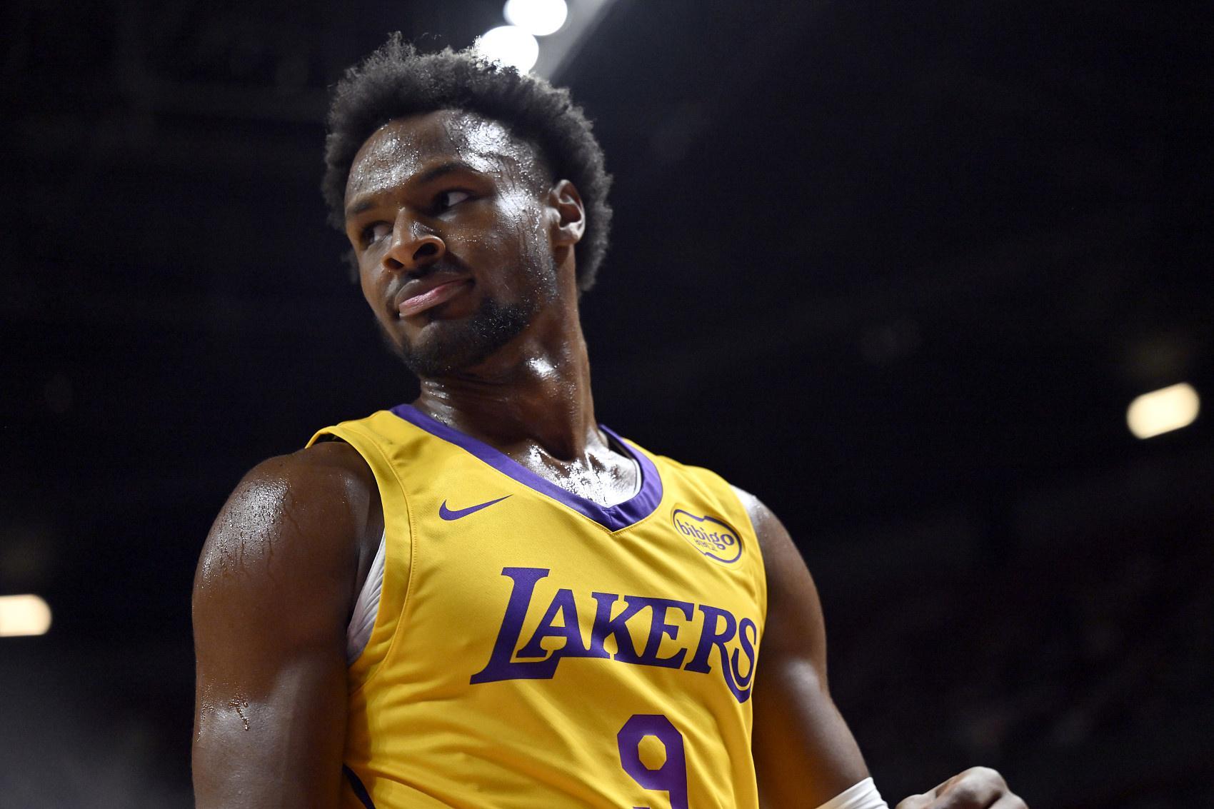 新赛季轮换分析：布朗尼能否在湖人拥挤的后卫线中脱颖而出