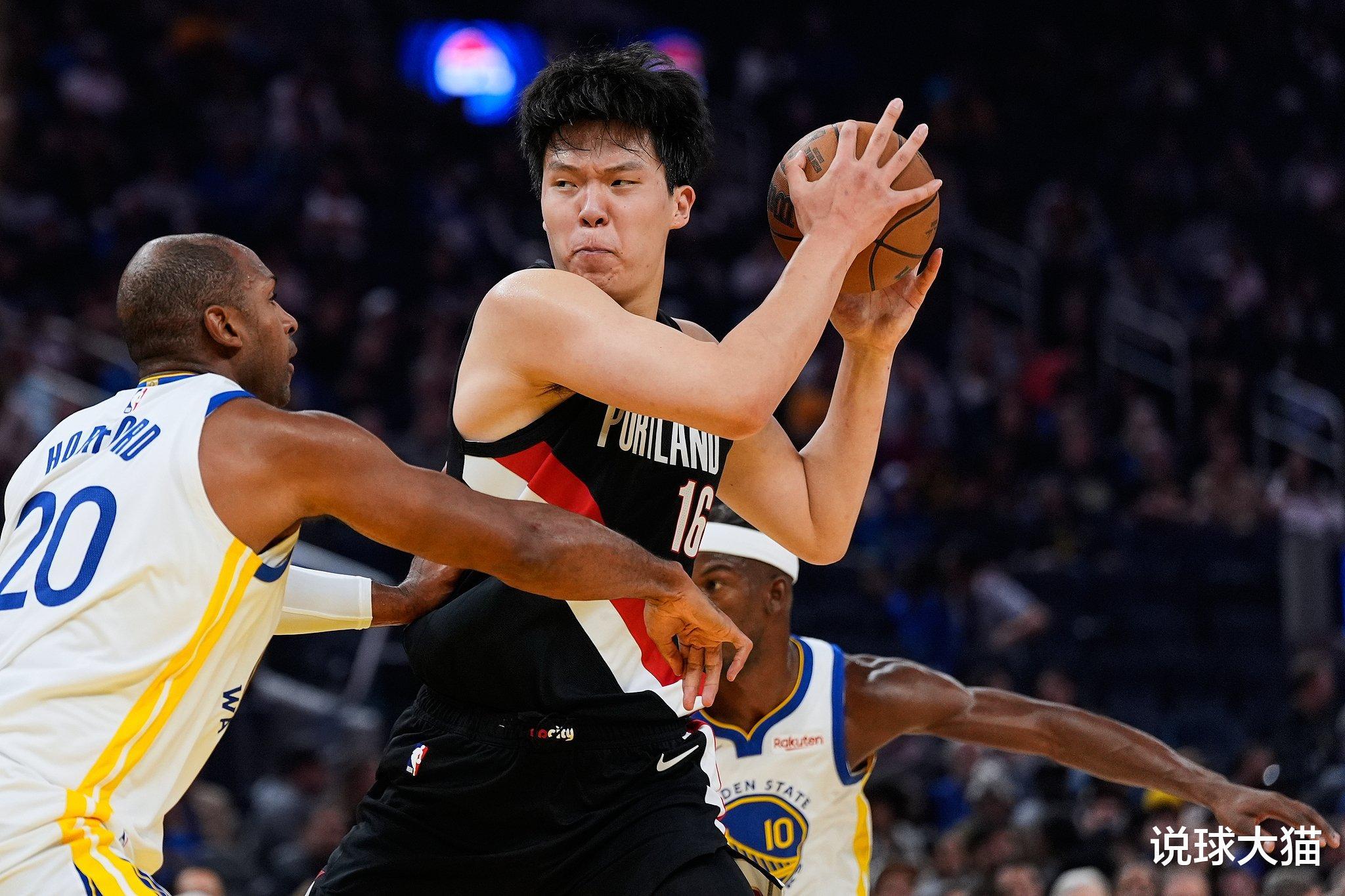 同样NBA季前赛首秀，杨瀚森拿到4分，陈国豪14分，周琦多少分