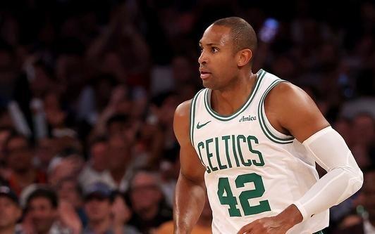 Stein：霍福德无法参加勇士媒体日需待库明加事件解决