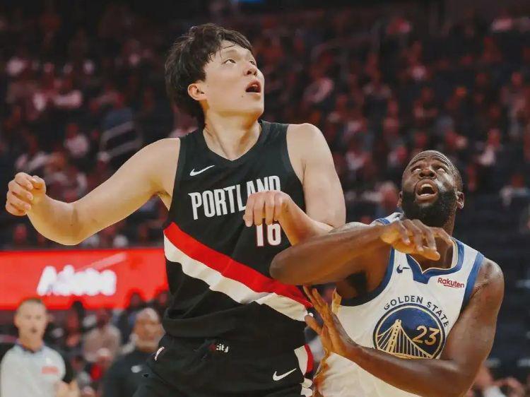 NBA首秀杨瀚森尴尬6犯离场，FMVP主教练为何仍感满意