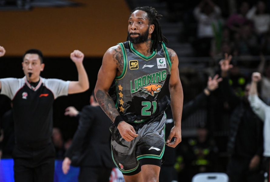 CBA官宣外援注册：辽宁等8队4外援京粤等10队3外援四川0外援