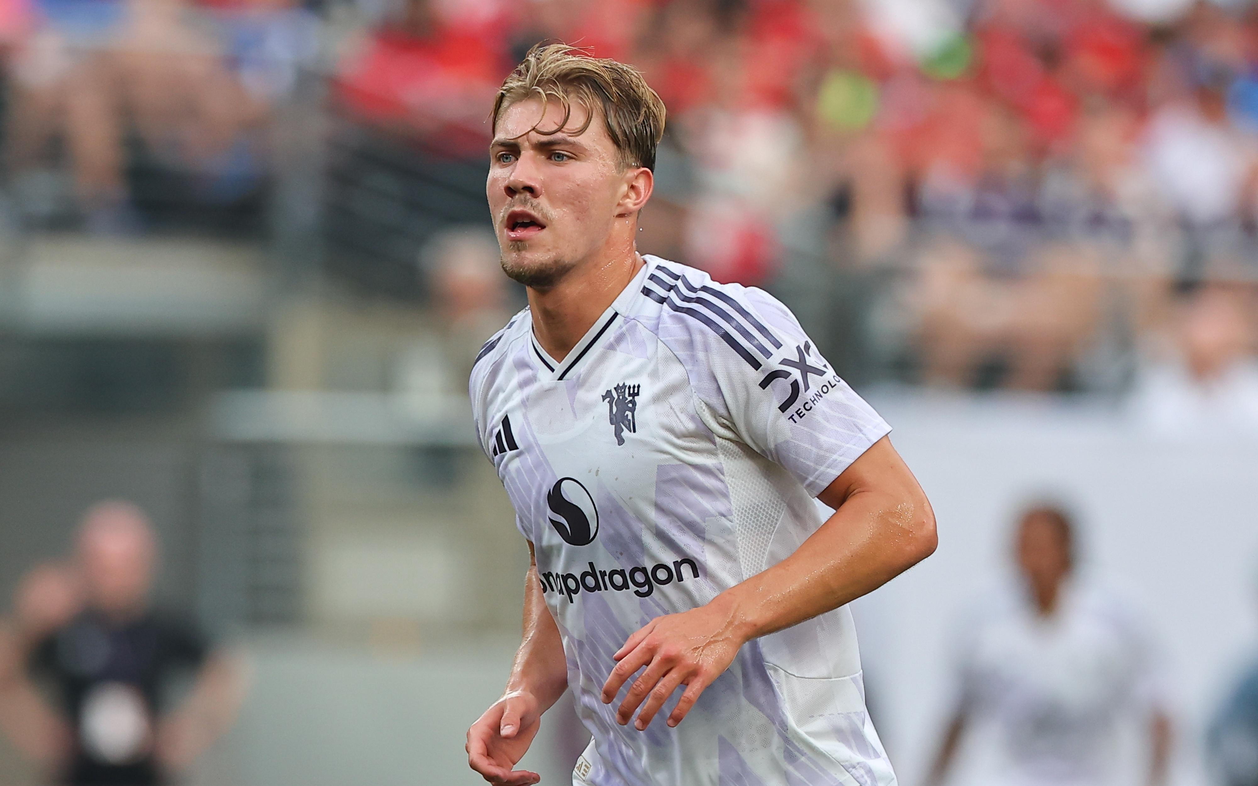 ESPN：那不勒斯与曼联谈霍伊伦的租借事宜，协议预计含买断条款