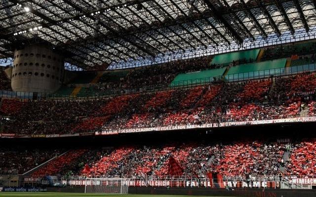 几乎座无虚席！米兰21那不勒斯共73754名球迷现场观赛