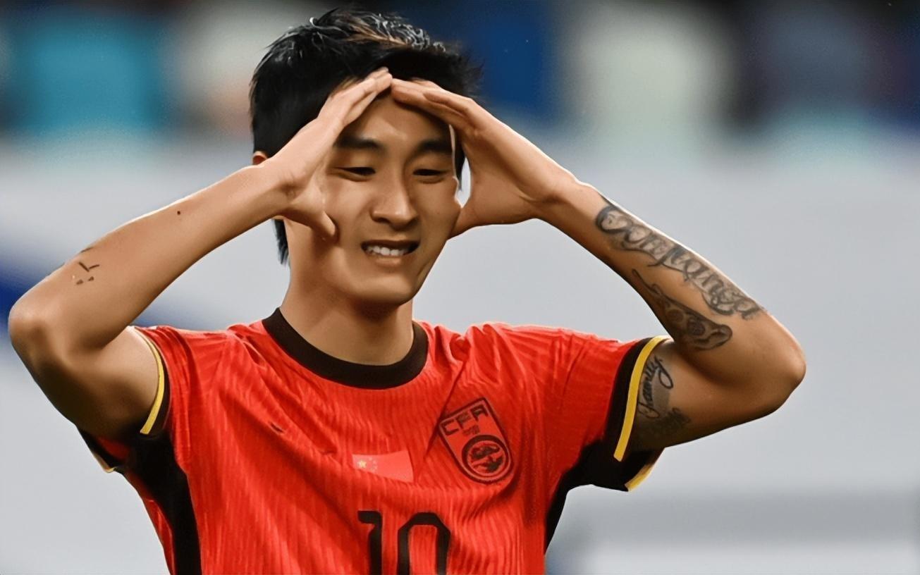 中超进入最后冲刺阶段，成都蓉城却迎来一个坏消息，争冠有点悬了