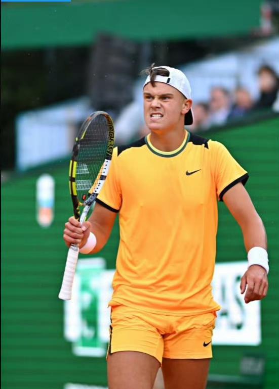 本赛季五大大满贯逆转：老黑老当益壮，疯子气走野兔！