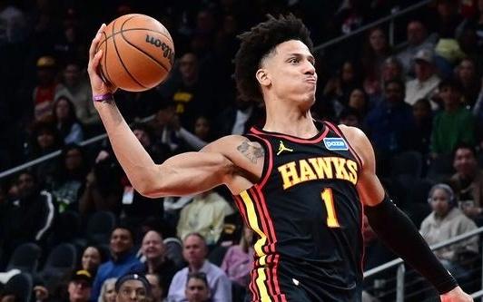 杰伦约翰逊单月场均25+三双成为历史第七人&最年轻前锋