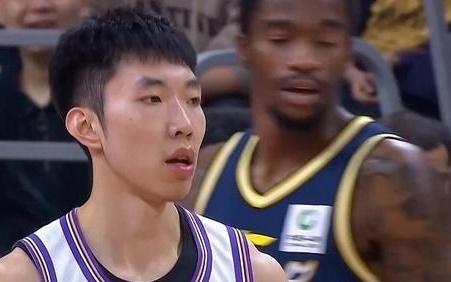 廖三宁：现在球队正处于困难时期，这场胜利能提升大家的信心