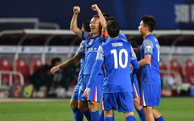 【中超】于汉超头槌申花客场2比1逆转9人西海岸