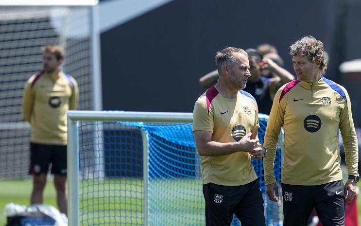 西媒：弗里克的欧冠禁赛处罚暂缓执行，下周战纽卡可现场指挥