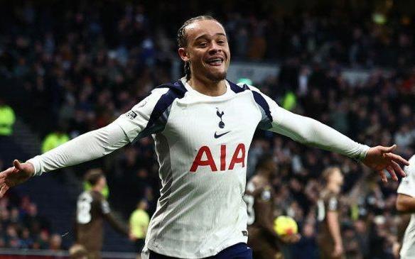 英超：热刺2比0布伦特福德