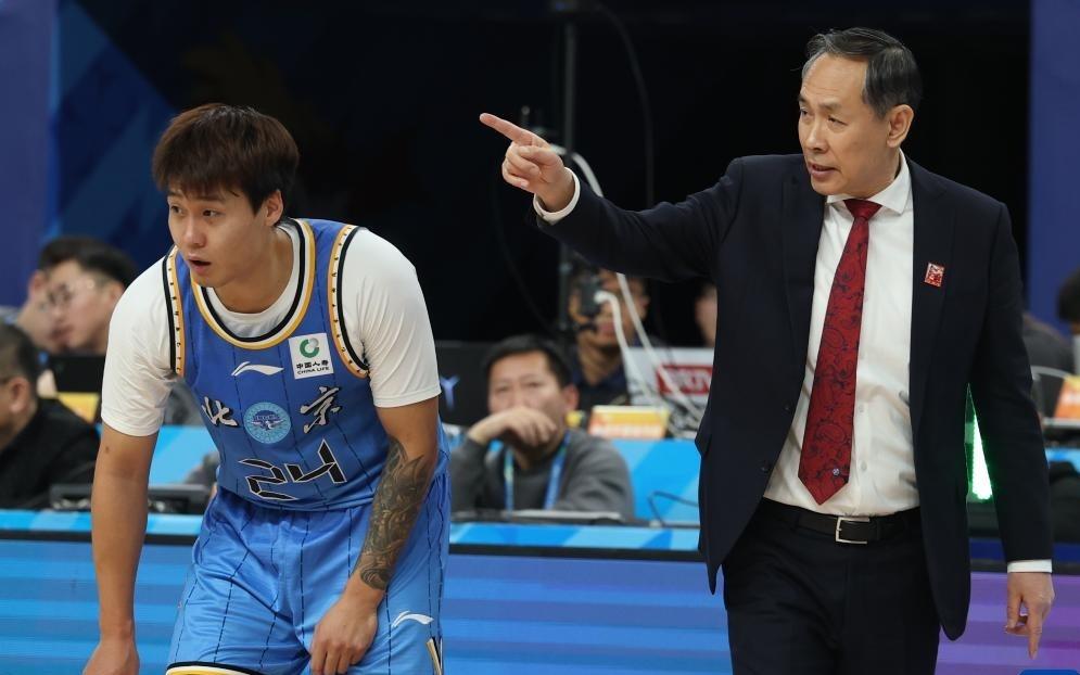 鲁京之战前瞻赵睿和高诗岩因伤缺阵，北京队新外援贝利将亮相