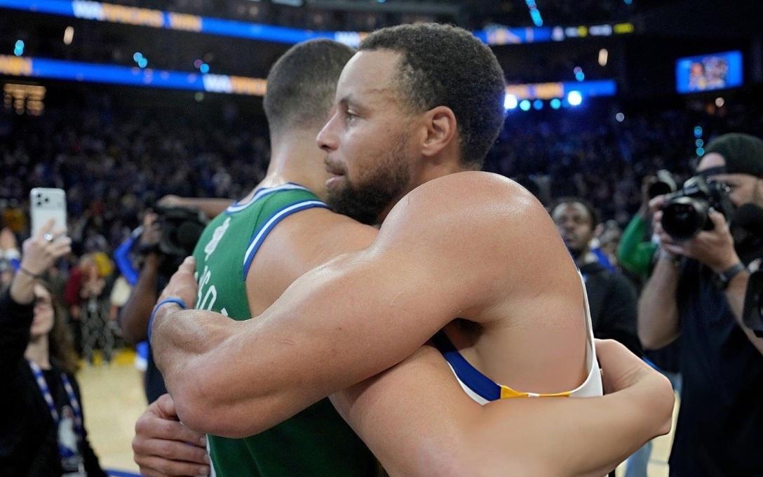 拿2年1.1亿顶薪，重伤赛季报销！错不在你，是管理层伤害整支球队