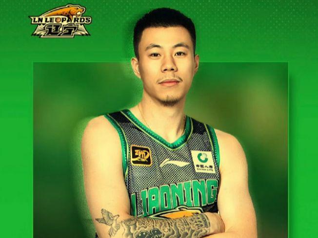 辽篮密集官宣！上海队遥相呼应，张镇麟也做出回应，王岚嵚没走成