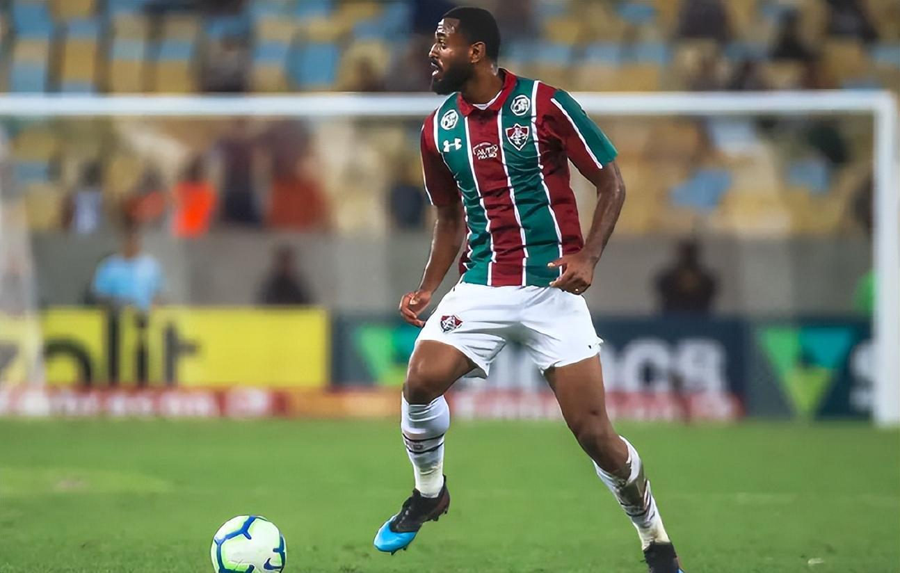 新援来袭！曝维尼休斯将登陆中超，加盟土豪球队，已自掏腰包离队