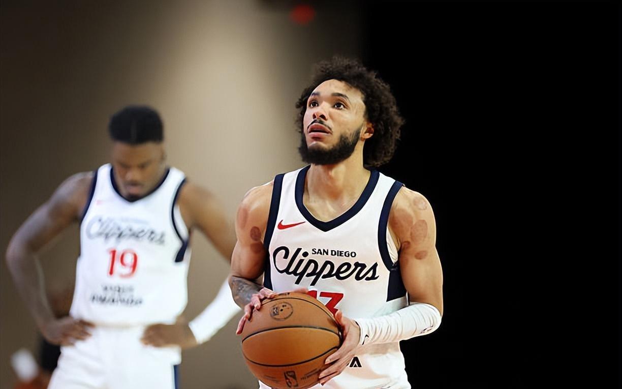 父亲是NBA顶级投手，儿子在发展联盟在快船二队的表现一塌糊涂