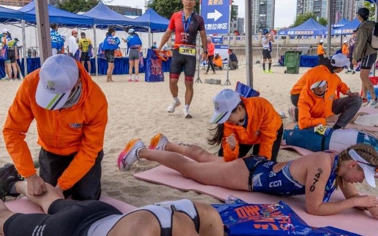 国内外“铁人”齐聚汕尾品清湖！畅享冬日的“速度与激情”