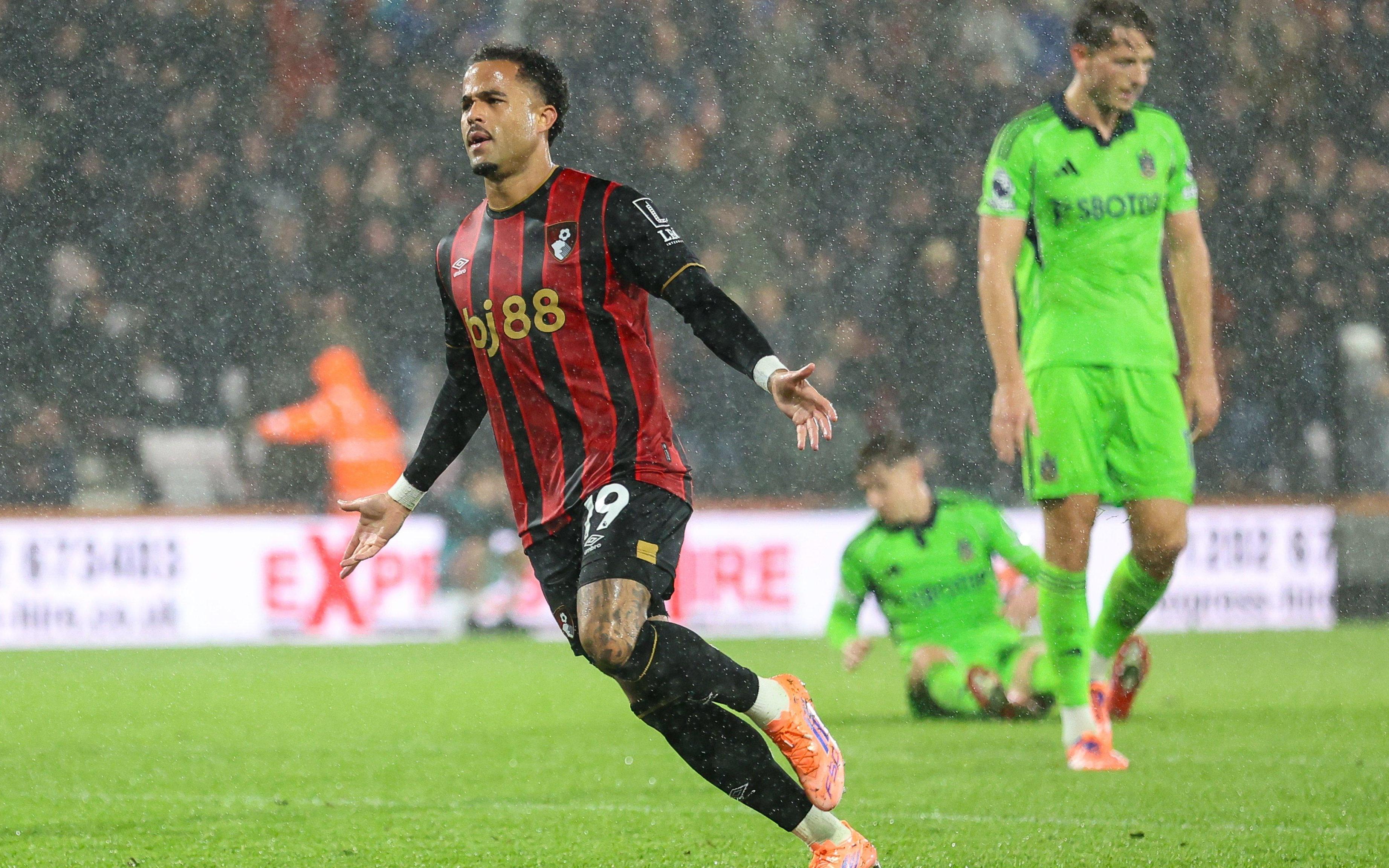 伯恩茅斯连续六轮不败暂升至英超第二，创队史最佳开局