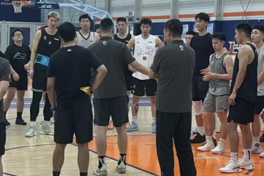 张镇麟热身赛即将复出，广州NBA季前