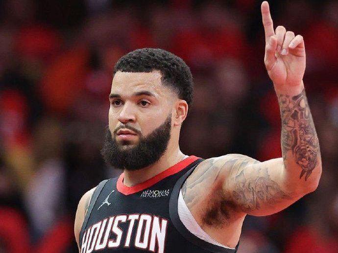 NBA休赛期7大受伤球星：火箭范弗利特重伤灰熊三内线全倒下