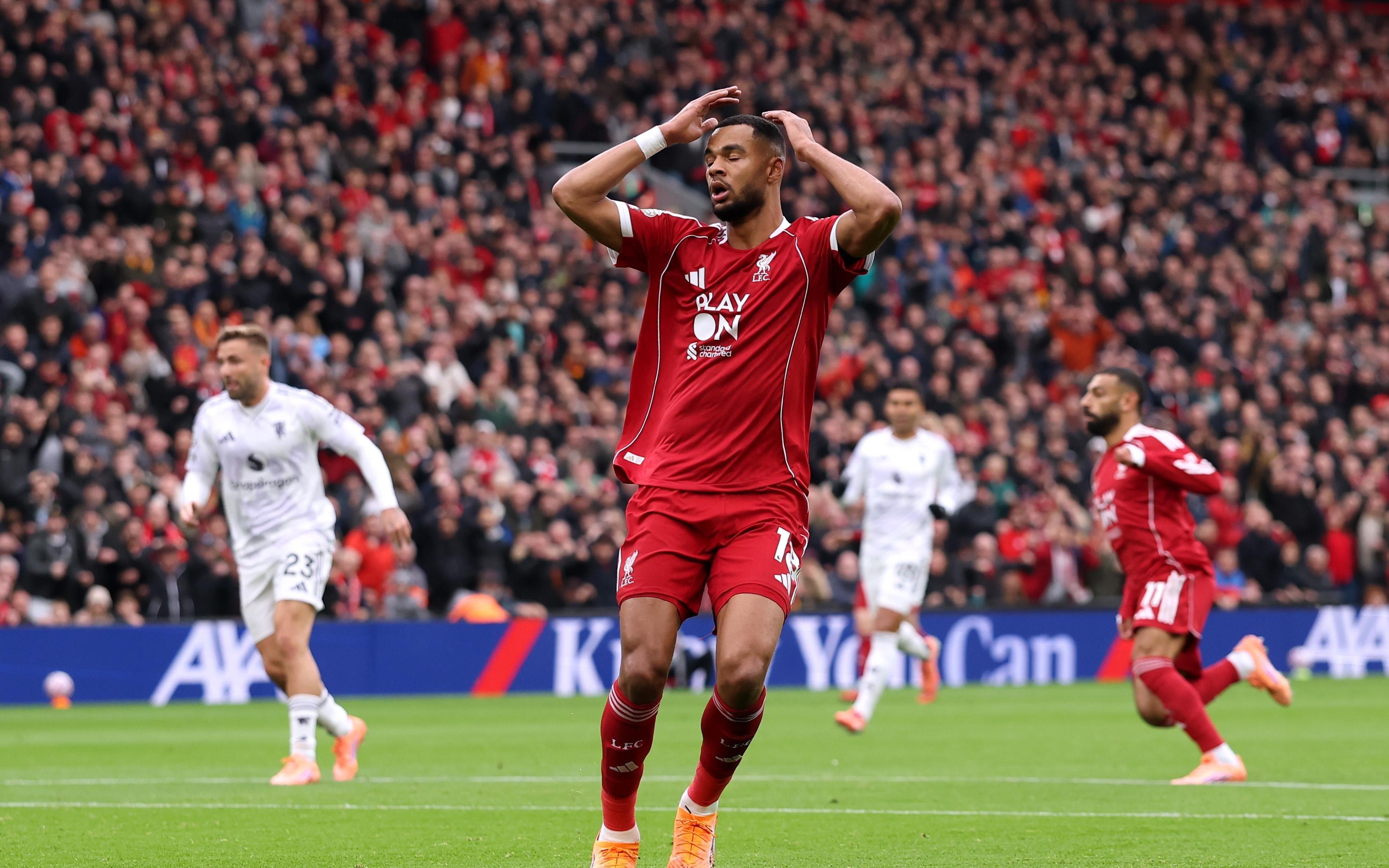 事事不过三！加克波上演门柱帽子戏法后帮助利物浦扳平比分