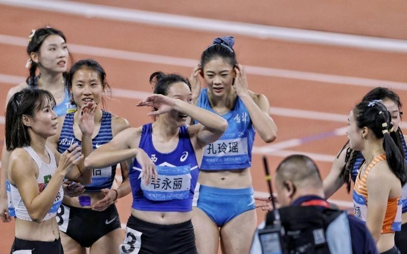 16岁的百米女飞人！葛曼棋退赛，陈妤颉