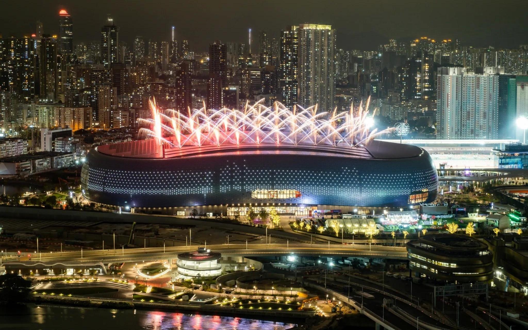 太阳报介绍香港启德体育园：在机场旧址上建设，耗资30亿英镑