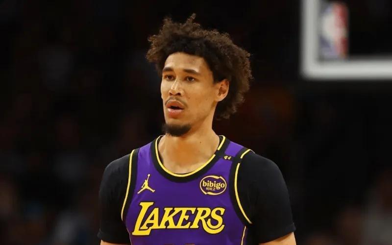 雷迪克发布会公开回应DNP艾顿！愿意给表现更好的球员上场机会！