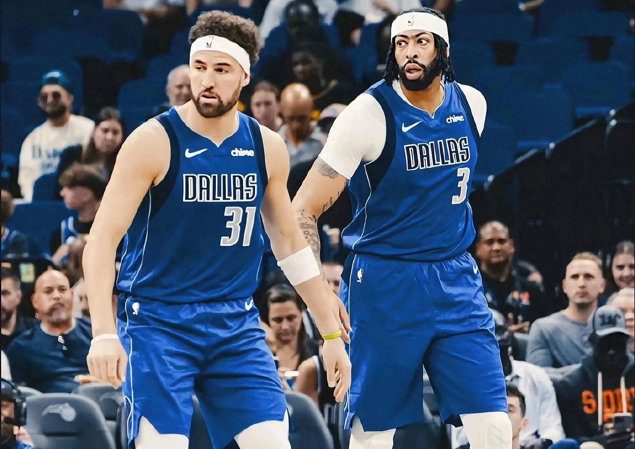 独行侠“重塑之年”押宝双星！汤普森+戴维斯，能救达拉斯吗