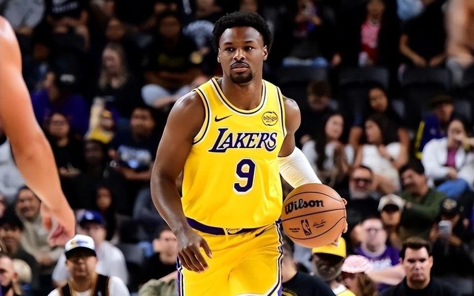 布朗尼：我在常规赛很难在湖人得到机会，我在季前赛要加倍努力