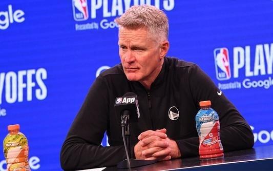 身处合同最后一年科尔：不打算在赛季期间进行续约谈判