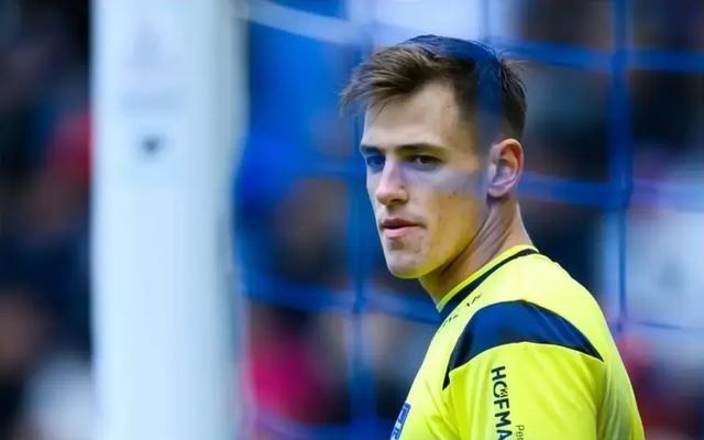 曼联外租门将：教练经常来看我比赛，也很感激自己没有被遗忘