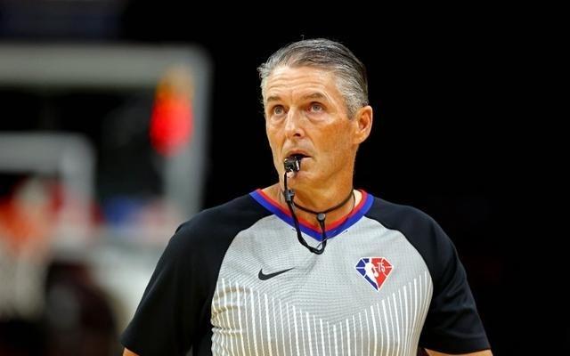 美媒：NBA将利用AI技术辅助判罚将回放审查时间缩短80%