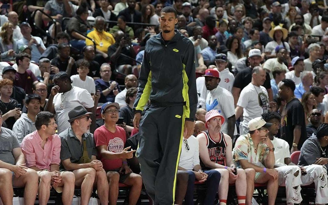 好消息，文班亚马的血栓已经被NBA医疗团队清除，获准复出