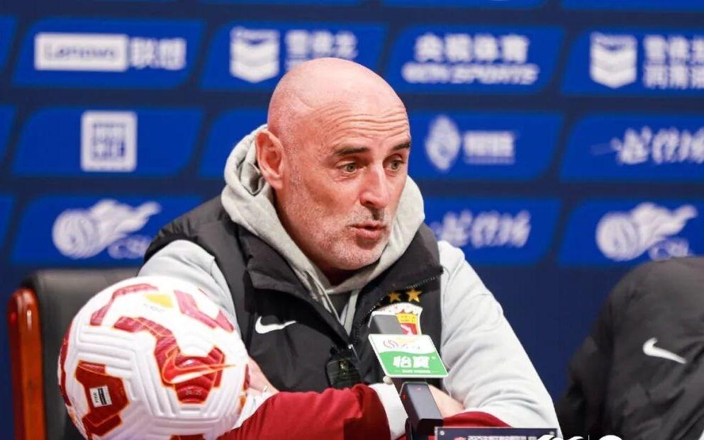 海港，怎么就不像冠军队了