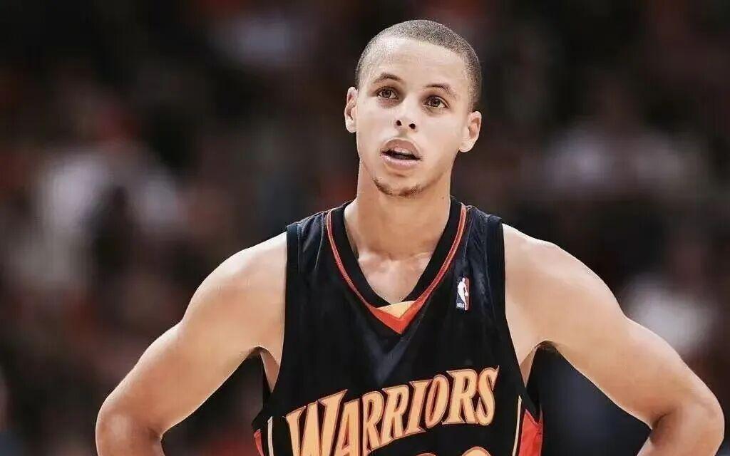 他1年合同回归！KD财富暴涨数十倍把库里逼成啥了！