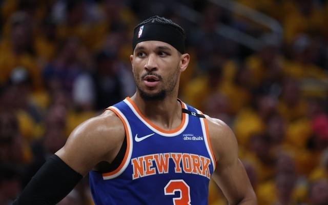 哈特开玩笑：如果我不是首发我可能会申请交易