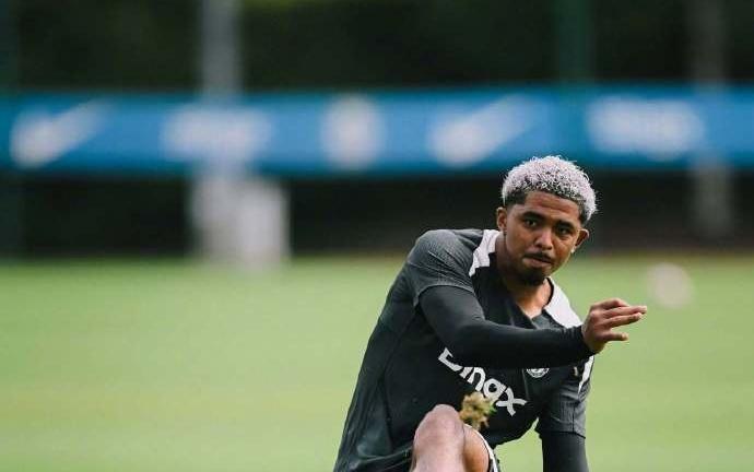 英超两豪门传奇赛被期待，利物浦战阿森纳难胜，切尔西早场需竭力