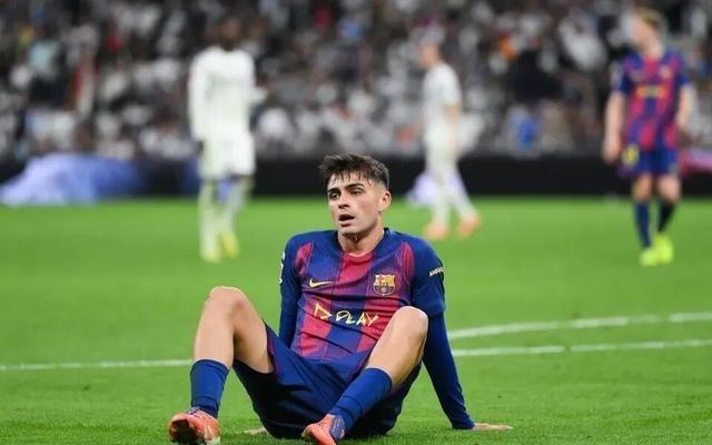 巴萨大腿伤了！曝佩德里右腿腿筋受伤预计伤停1个月