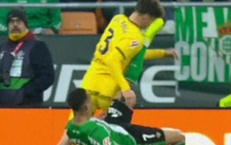 11！贝蒂斯未能获胜，安东尼踢对方脸部