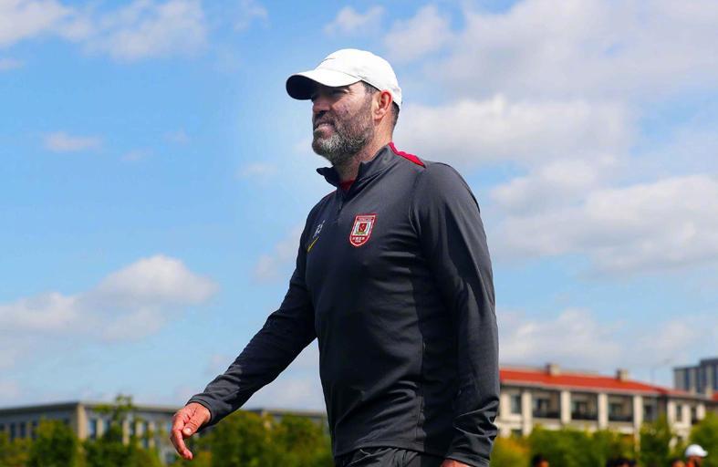 亚泰外援太脆了！彭长老PK买乌郎锁死一将瘫痪一半太守：咬咬牙