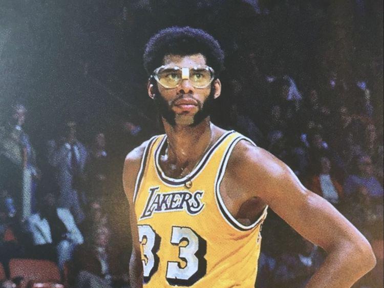 又送出13个助攻！抱歉贾巴尔：你保持36年的NBA纪录被打破了